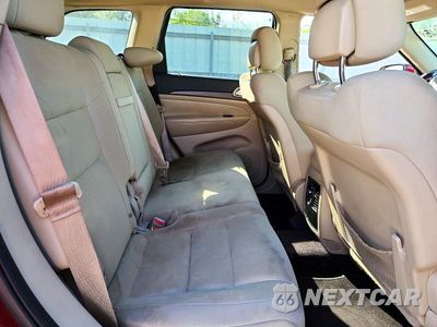 Zdjęcie 11 z 14 samochodu: 2017 JEEP GRAND CHEROKEE LAREDO VIN:1C4RJEAG9HC712613 - miniatura