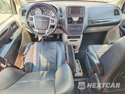 Zdjęcie 8 z 13 samochodu: 2016 CHRYSLER TOWN & COUNTRY TOURING VIN:2C4RC1BG5GR212777 - miniatura
