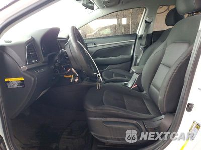 Zdjęcie 7 z 12 samochodu: 2018 HYUNDAI ELANTRA SEL VIN:5NPD84LF7JH297905 - miniatura