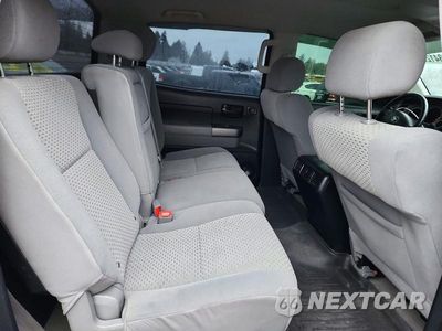 Zdjęcie 10 z 12 samochodu: 2011 TOYOTA TUNDRA CREWMAX SR5 VIN:5TFDY5F15BX183316 - miniatura