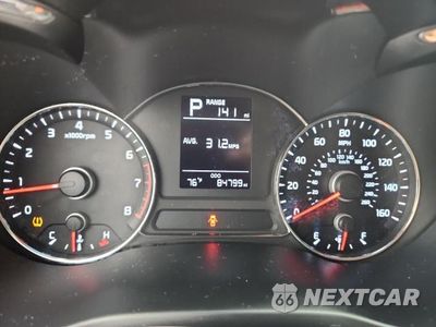 Zdjęcie 9 z 12 samochodu: 2017 KIA FORTE LX VIN:3KPFK4A71HE083013 - miniatura