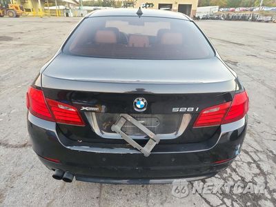 Zdjęcie 6 z 12 samochodu: 2013 BMW 528 XI VIN:WBAXH5C57DD115542 - miniatura