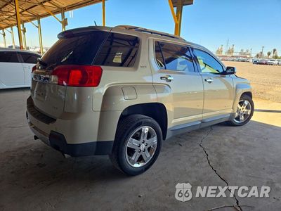 Trzecie zdjęcie samochodu z tyłu: 2012 GMC TERRAIN SLT VIN:2GKFLWE55C6161811 - miniatura