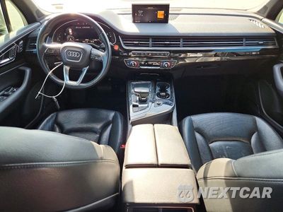 Zdjęcie 8 z 14 samochodu: 2019 AUDI Q7 PREMIUM PLUS VIN:WA1LAAF74KD045601 - miniatura