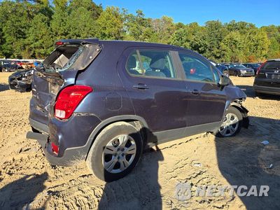 Trzecie zdjęcie samochodu z tyłu: 2018 CHEVROLET TRAX LS VIN:3GNCJKSB6JL163042 - miniatura