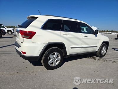 Trzecie zdjęcie samochodu z tyłu: 2011 JEEP GRAND CHEROKEE LAREDO VIN:1J4RR4GG2BC545989 - miniatura