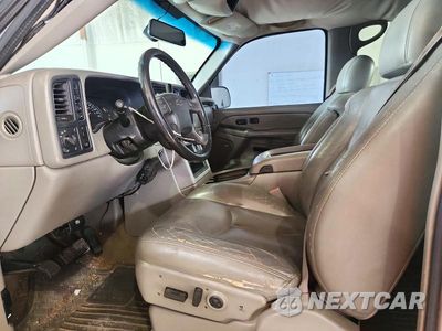 Zdjęcie 7 z 12 samochodu: 2005 CHEVROLET SILVERADO K2500 HEAVY DUTY VIN:1GCHK23205F849457 - miniatura