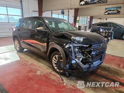 Czwarte zdjęcie samochodu z boku: 2021 CHEVROLET TRAILBLAZER LS VIN:KL79MNSL5MB133814 - miniatura