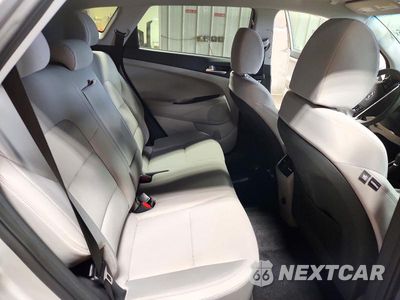 Zdjęcie 11 z 13 samochodu: 2020 HYUNDAI TUCSON SEL VIN:KM8J3CAL2LU130621 - miniatura