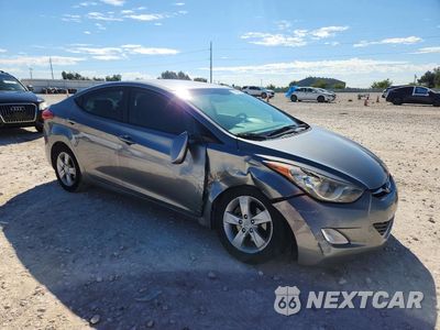 Czwarte zdjęcie samochodu z boku: 2012 HYUNDAI ELANTRA GLS VIN:KMHDH4AE8CU370956 - miniatura