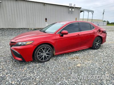 2021 TOYOTA CAMRY SE 4T1G11AK5MU411681 - główne zdjęcie licytacji z USA - miniatura