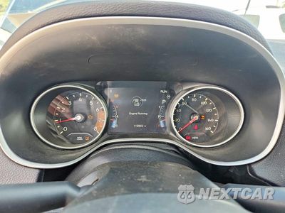 Zdjęcie 9 z 13 samochodu: 2019 JEEP COMPASS LATITUDE VIN:3C4NJDBB1KT713875 - miniatura