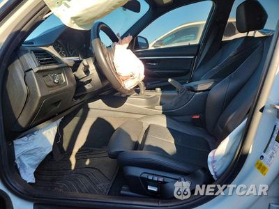 Zdjęcie 7 z 12 samochodu: 2018 BMW 340 I VIN:WBA8B3C57JK384562 - miniatura