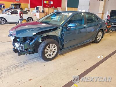2026 TOYOTA CAMRY LE 4T1DBADKXTU037725 - główne zdjęcie licytacji z USA - miniatura