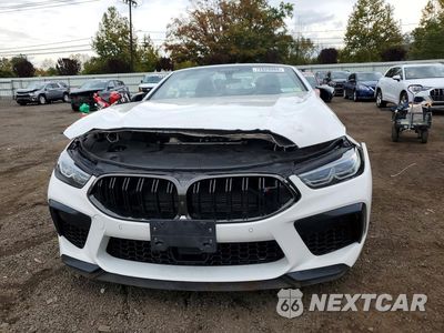 Piąte zdjęcie samochodu w środku: 2024 BMW M8 VIN:WBSDZ0C04RCR03260 - miniatura