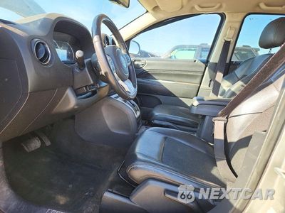 Zdjęcie 7 z 12 samochodu: 2016 JEEP COMPASS LATITUDE VIN:1C4NJDEB1GD757688 - miniatura