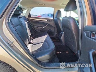Zdjęcie 10 z 12 samochodu: 2016 VOLKSWAGEN PASSAT SE VIN:1VWBT7A30GC013161 - miniatura