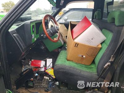 Zdjęcie 7 z 12 samochodu: 1994 CHEVROLET GMT-400 C1500 VIN:1GCDC14ZXRZ251981 - miniatura
