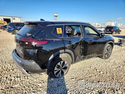 Trzecie zdjęcie samochodu z tyłu: 2021 NISSAN ROGUE SV VIN:5N1AT3BB6MC722004 - miniatura