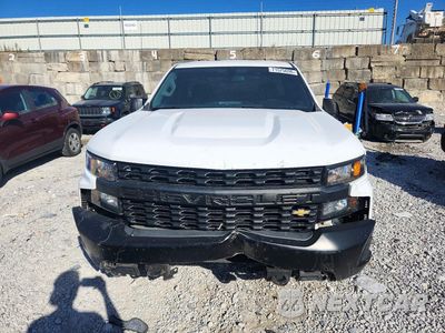 Piąte zdjęcie samochodu w środku: 2019 CHEVROLET SILVERADO K1500 VIN:3GCNYAEH5KG311571 - miniatura