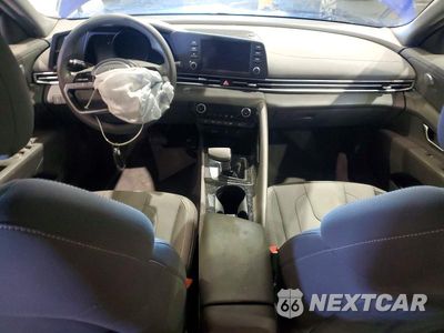Zdjęcie 8 z 13 samochodu: 2022 HYUNDAI ELANTRA BLUE VIN:KMHLM4AJ0NU027792 - miniatura