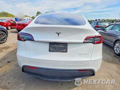 Zdjęcie 6 z 13 samochodu: 2023 TESLA MODEL Y VIN:7SAYGDEEXPA199418 - miniatura