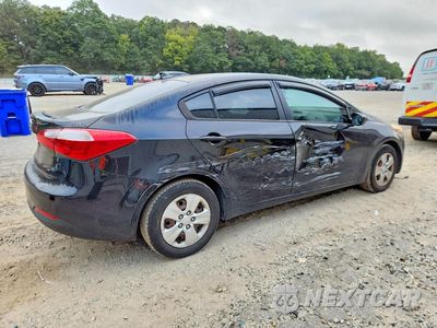 Trzecie zdjęcie samochodu z tyłu: 2015 KIA FORTE LX VIN:KNAFK4A64F5267794 - miniatura