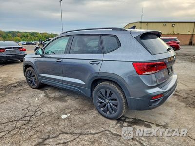 Drugie zdjęcie samochodu z przodu: 2022 VOLKSWAGEN TAOS S VIN:3VVMX7B20NM024986 - miniatura