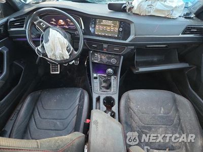 Zdjęcie 8 z 12 samochodu: 2019 VOLKSWAGEN JETTA VIN:3VW5T7BU4KM159042 - miniatura