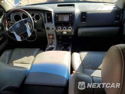 Zdjęcie 8 z 13 samochodu: 2014 TOYOTA SEQUOIA PLATINUM VIN:5TDDW5G18ES107071 - miniatura