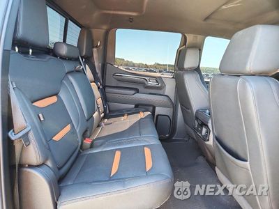 Zdjęcie 10 z 13 samochodu: 2024 GMC SIERRA K1500 AT4 VIN:3GTUUEEL0RG310342 - miniatura