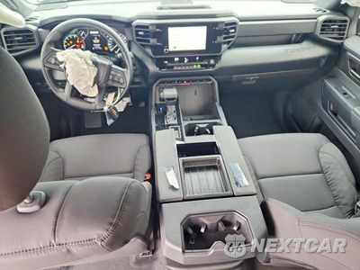 Zdjęcie 8 z 12 samochodu: 2026 TOYOTA TUNDRA SR VIN:5TFKB5AB8TX054805 - miniatura