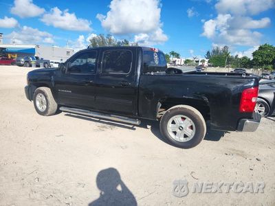 Drugie zdjęcie samochodu z przodu: 2013 CHEVROLET SILVERADO K1500 LT VIN:3GCPKSE70DG179779 - miniatura