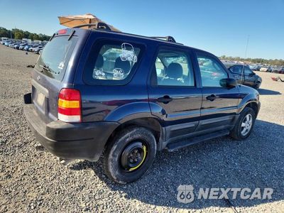 Trzecie zdjęcie samochodu z tyłu: 2003 FORD ESCAPE XLS VIN:1FMYU02163KE04356 - miniatura