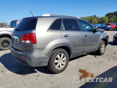 Trzecie zdjęcie samochodu z tyłu: 2011 KIA SORENTO LX VIN:5XYKT4A18BG080014 - miniatura