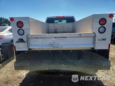 Zdjęcie 6 z 12 samochodu: 2015 CHEVROLET SILVERADO K3500 VIN:1GB3KYC85FZ126404 - miniatura