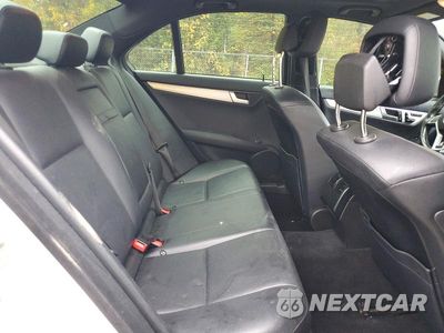Zdjęcie 10 z 13 samochodu: 2014 MERCEDES-BENZ C 300 4MATIC VIN:WDDGF8AB2EG231854 - miniatura