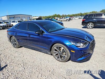 Czwarte zdjęcie samochodu z boku: 2021 HYUNDAI SONATA SEL PLUS VIN:5NPEJ4J21MH086101 - miniatura