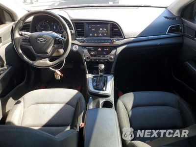 Zdjęcie 8 z 12 samochodu: 2017 HYUNDAI ELANTRA VALUE EDITION VIN:KMHD84LF5HU283447 - miniatura