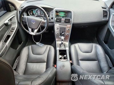 Zdjęcie 8 z 13 samochodu: 2015 VOLVO XC60 T6 PREMIER VIN:YV449MDK2F2649237 - miniatura