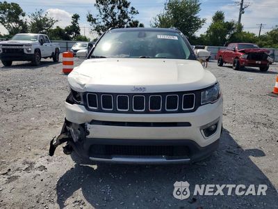 Piąte zdjęcie samochodu w środku: 2018 JEEP COMPASS LIMITED VIN:3C4NJCCB0JT122489 - miniatura