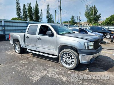 Czwarte zdjęcie samochodu z boku: 2007 GMC NEW SIERRA C1500 VIN:2GTEC13C871529395 - miniatura