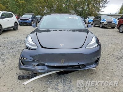Piąte zdjęcie samochodu w środku: 2018 TESLA MODEL 3 VIN:5YJ3E1EB9JF185361 - miniatura