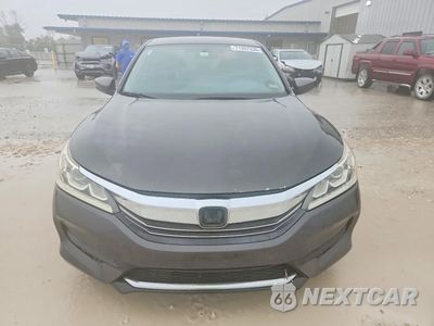 Piąte zdjęcie samochodu w środku: 2017 HONDA ACCORD LX VIN:1HGCR2E31HA217906 - miniatura