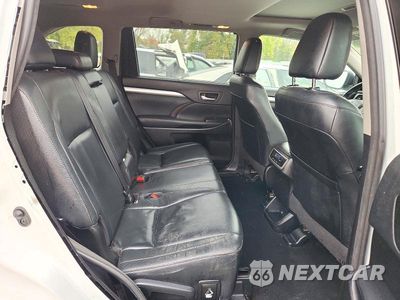 Zdjęcie 11 z 13 samochodu: 2018 TOYOTA HIGHLANDER XLE VIN:5TDJZRFH7JS543243 - miniatura