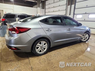 Trzecie zdjęcie samochodu z tyłu: 2019 HYUNDAI ELANTRA SEL VIN:5NPD84LF6KH403813 - miniatura