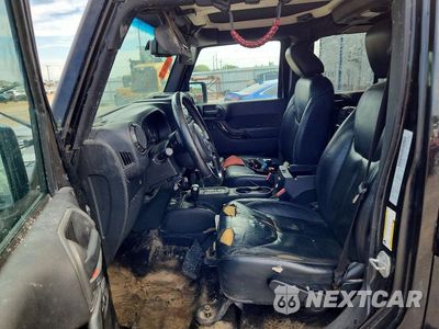 Zdjęcie 7 z 12 samochodu: 2015 JEEP WRANGLER UNLIMITED SAHARA VIN:1C4HJWEG2FL770233 - miniatura