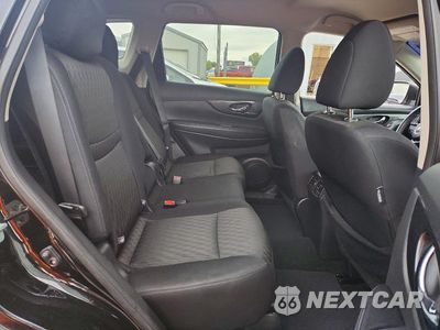 Zdjęcie 10 z 12 samochodu: 2017 NISSAN ROGUE SV VIN:5N1AT2MT9HC885008 - miniatura