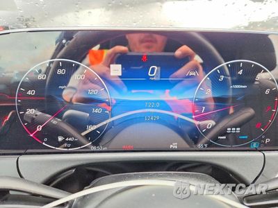 Zdjęcie 9 z 13 samochodu: 2025 MERCEDES-BENZ E 350 4MATIC VIN:W1KLF4HB0SA119131 - miniatura