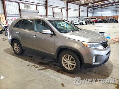 Czwarte zdjęcie samochodu z boku: 2014 KIA SORENTO LX VIN:5XYKTCA60EG506224 - miniatura